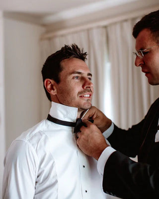 10 Best Cool Winter Wedding Groom's Suits Ideas